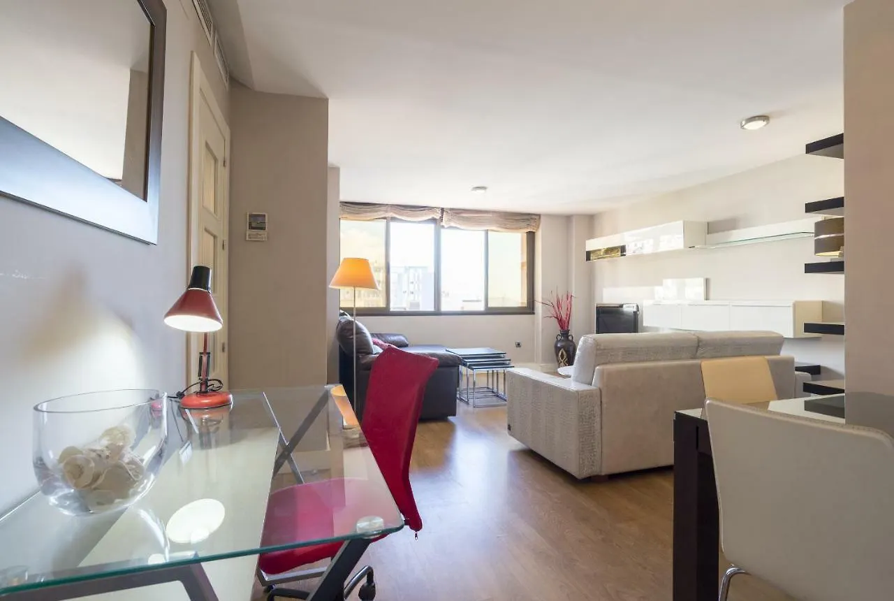 Lu&Cia Malaga Bay Apartment
