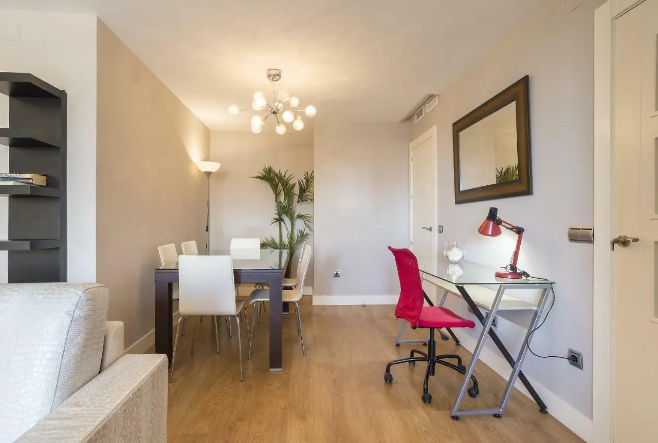 Lu&Cia Malaga Bay Apartment